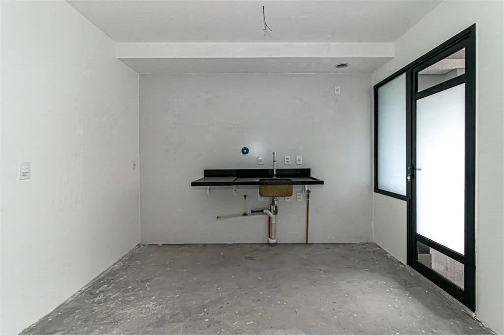 Apartamento à venda com 2 suítes em Pinheiros, São Paulo, SP