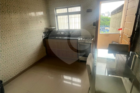 Sobrado à venda com 2 quartos em Vila Mazzei, São Paulo, SP