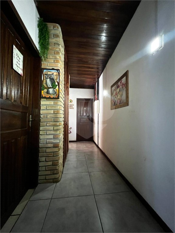 Casa à venda com 3 quartos, sendo 1 suíte, no Centro, Guararema, SP