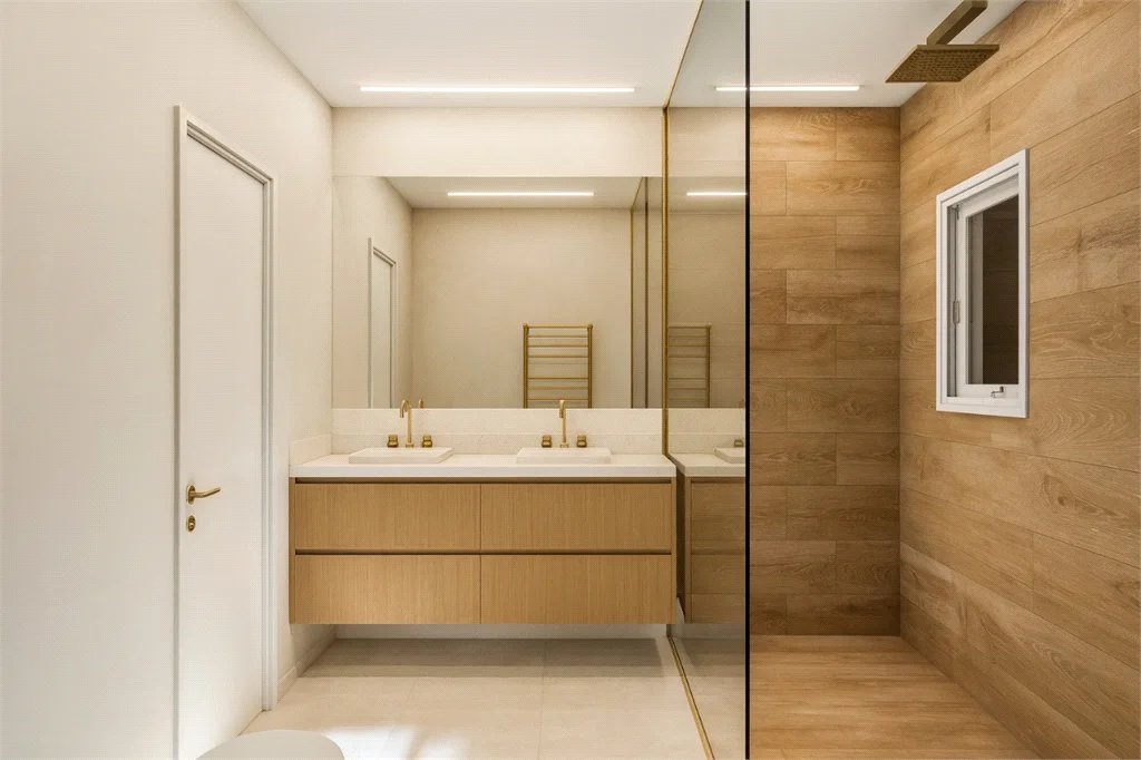 Apartamento à venda com 4 quartos, sendo 3 suítes,  em Jardim Monte Kemel, São Paulo, SP