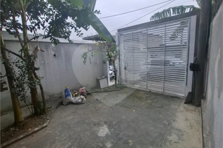 Casa à venda com 3 quartos, sendo 1 suíte, em Campo Grande, Rio de Janeiro, RJ