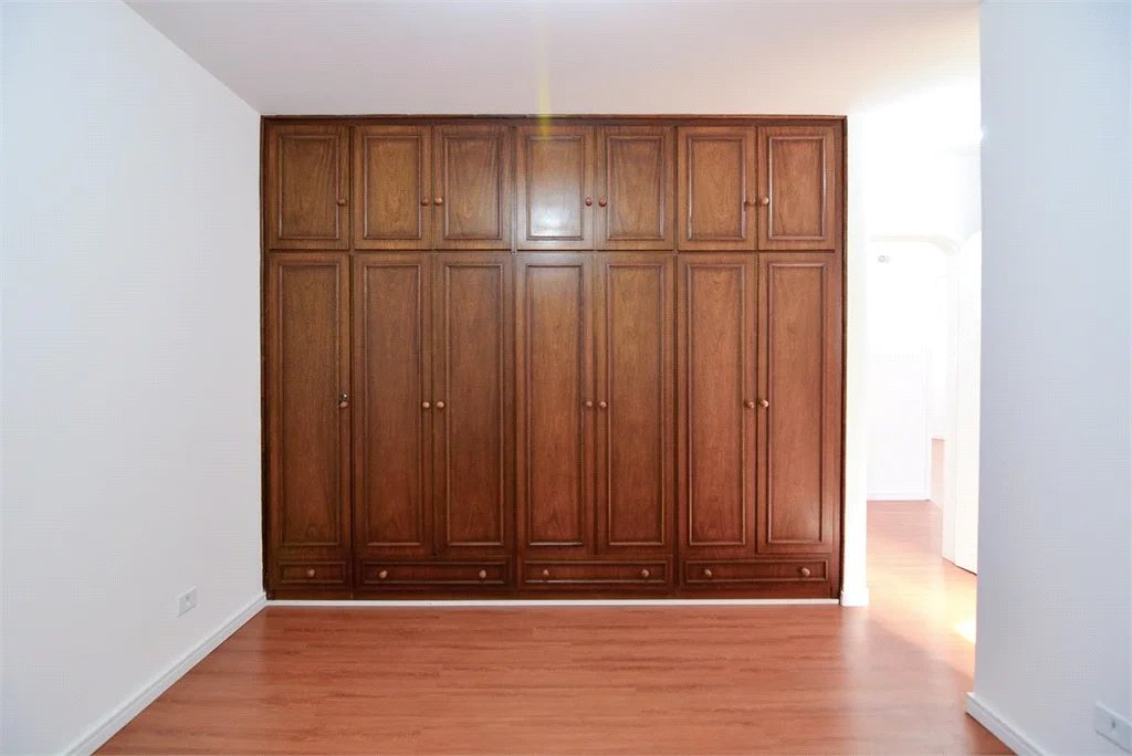 Apartamento à venda com 4 quartos, sendo 2 suítes, em Brooklin Paulista, São Paulo, SP