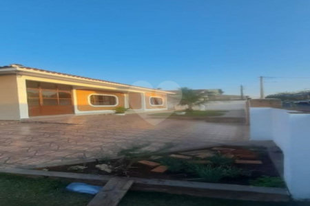 Casa à venda com 3 quartos no Centro, Iperó, SP