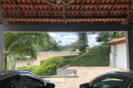 Casa à venda com 3 suítes em Dos Finco, São Bernardo do Campo, SP