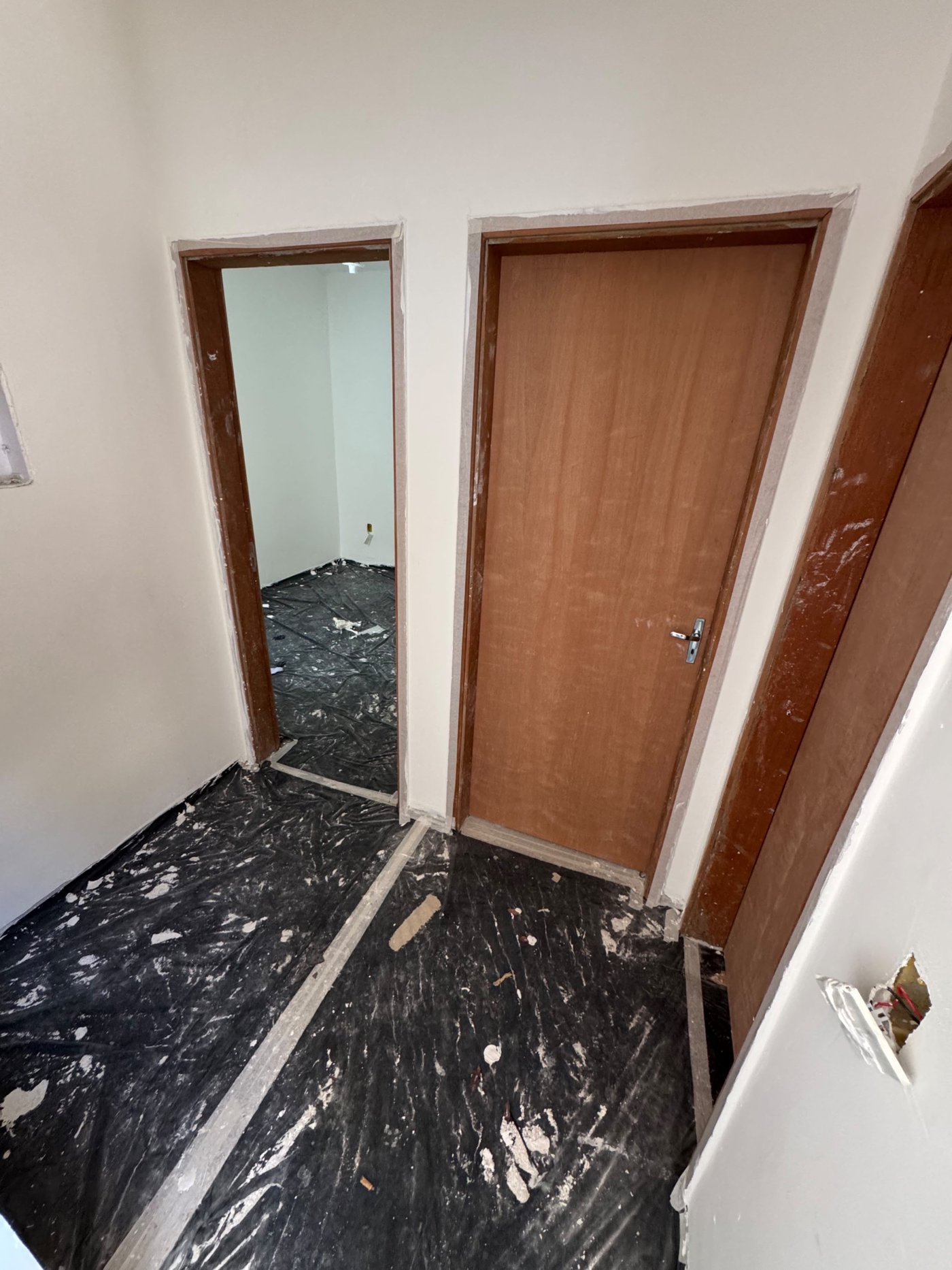 Casa à venda com 2 quartos em Jardim Aeroporto, Três Lagoas, MS