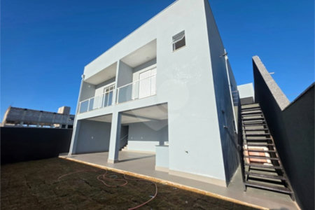 Casa à venda com 3 suítes em Marambaia, Vinhedo, SP