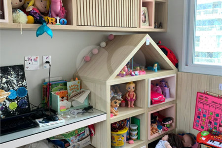 Apartamento à venda com 3 suítes em Lapa, São Paulo, SP
