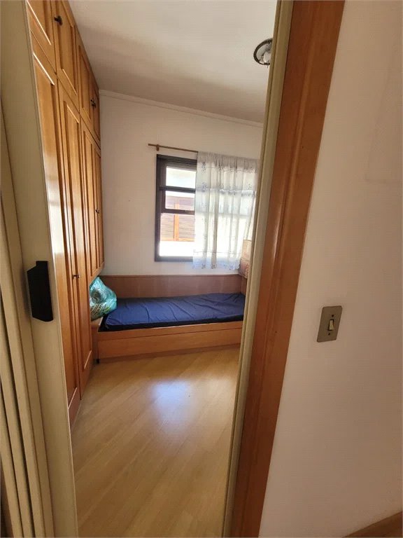 Sobrado à venda com 3 quartos, sendo 1 suíte,  em Jardim da Glória, Cotia, SP