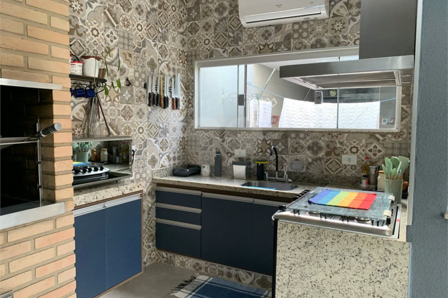 Linda Casa à Venda no Bairro Santa Rosa, na cidade de Piracicaba-SP.