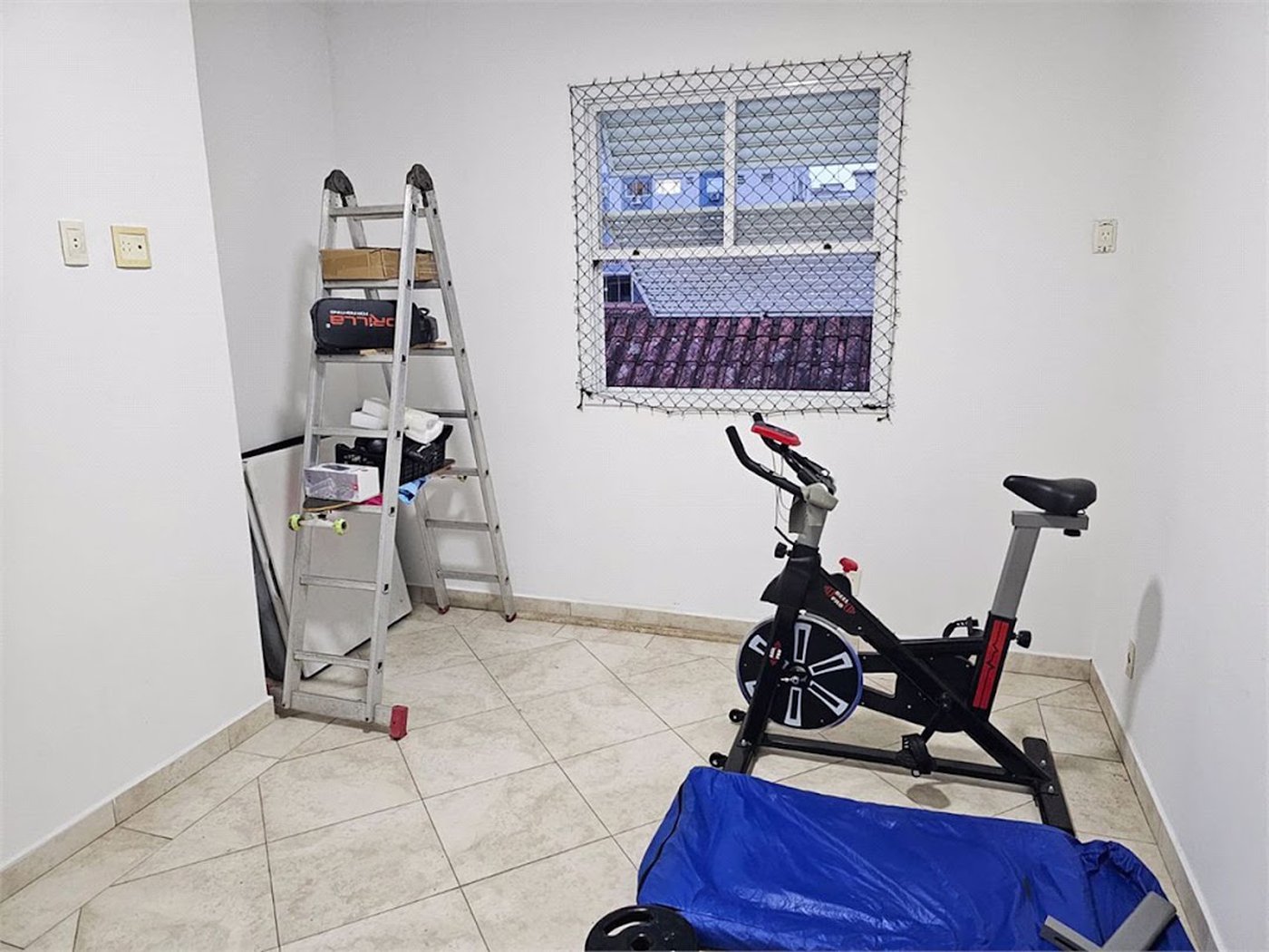 Casa com 5 dormitórios à venda, 220 m² por R$ 1.600.000,00 - Boqueirão - Santos/SP