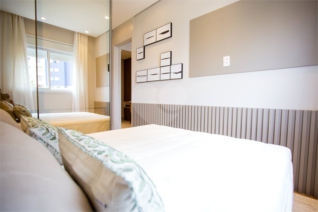 Apartamento à venda com 2 quartos, sendo 1 suíte, em Vila Rosália, Guarulhos, SP