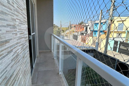 Sobrado à venda com 3 quartos, sendo 1 suíte,  em Villa Di Cesar, Mogi das Cruzes, SP