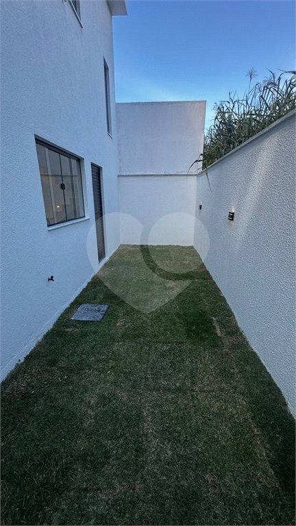 Casa à venda com 3 quartos, sendo 1 suíte, no condomínio Parque Guará, Rio de Janeiro - RJ