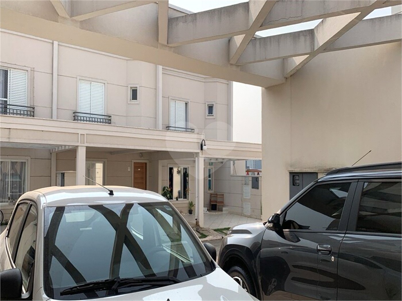 Casa à venda com 3 quartos, sendo 1 suíte, no condomínio Residencial Belle Ville Itaycy, Indaiatuba - SP