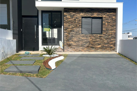 Casa à venda com 3 suítes no condomínio Horto Florestal Villagio, Sorocaba - SP
