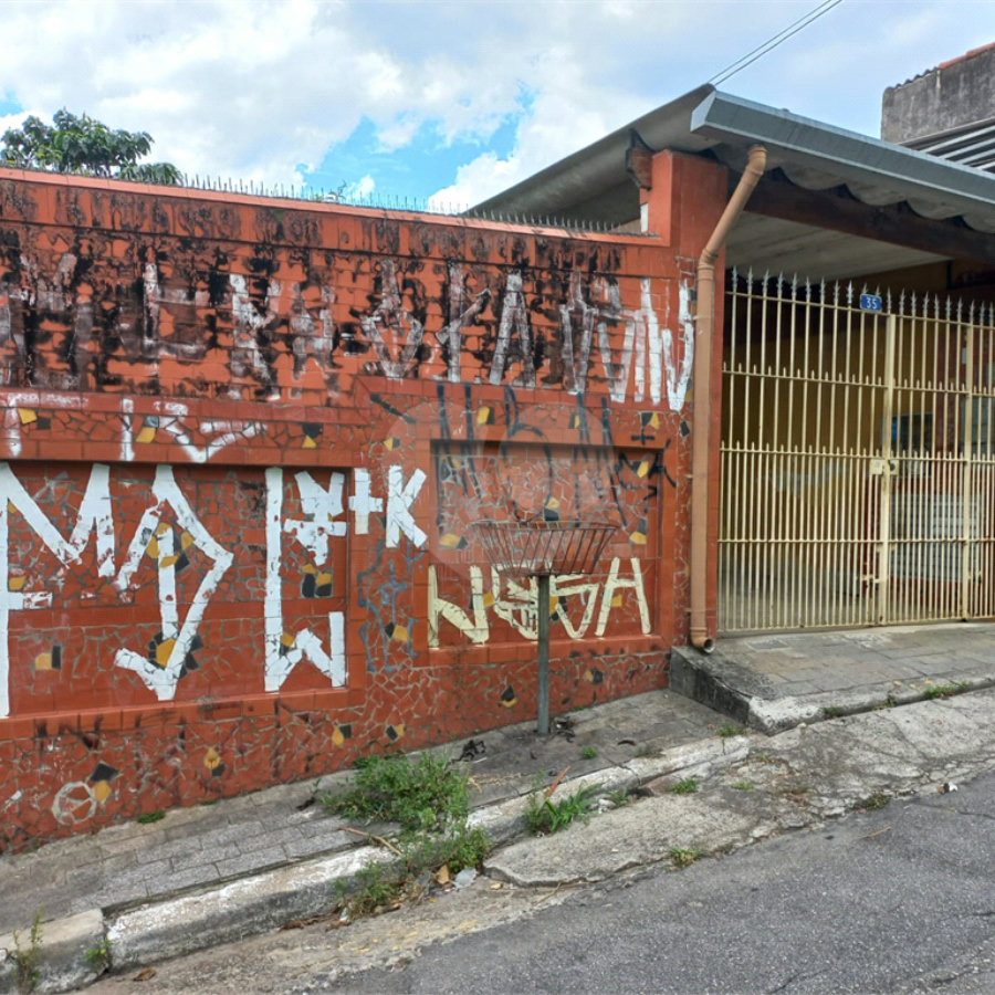 Casa Térrea à venda com 1 quarto em Vila Nivi, São Paulo, SP