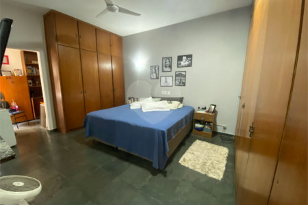 Casa Térrea à venda com 7 suítes em Alto da Lapa, São Paulo, SP