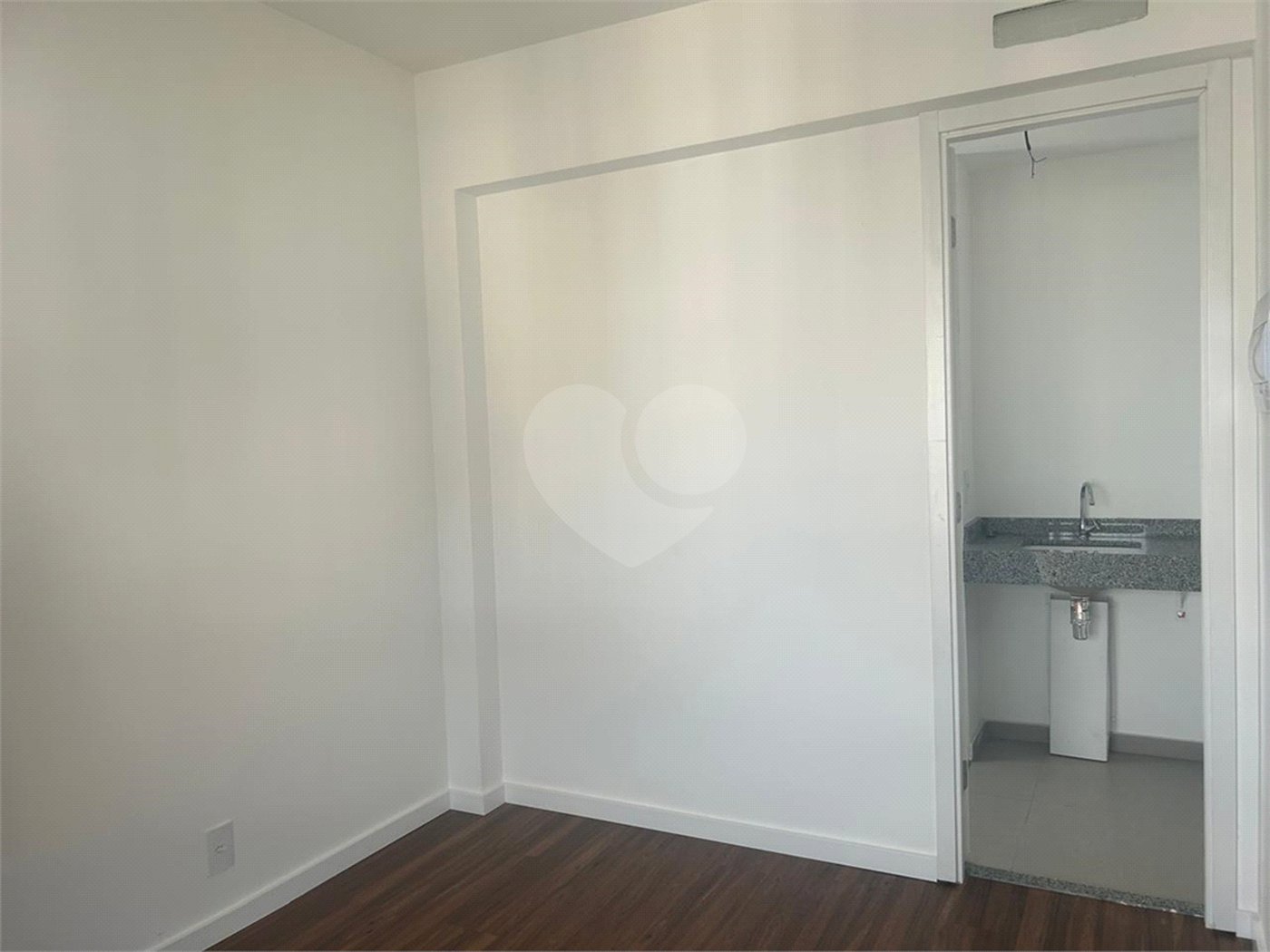 Apartamento à venda com 1 suíte em Cerqueira César, São Paulo, SP