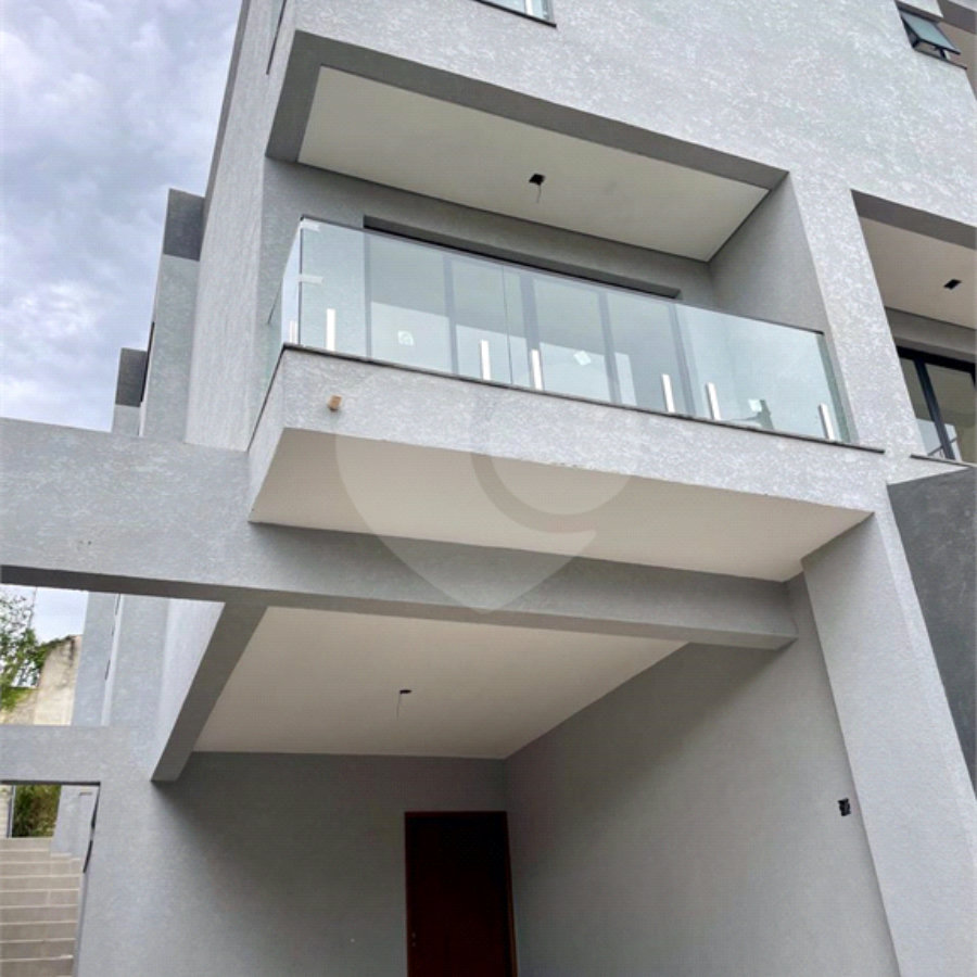 Sobrado à venda com 3 suítes em Jardim dos Pinheiros, Atibaia, SP