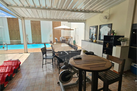 Casa à venda com 4 quartos, sendo 2 suítes,  no condomínio Jd Portugal, Sorocaba - SP