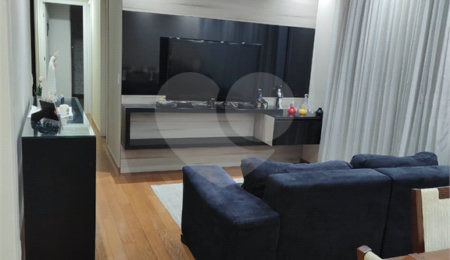 Apartamento à venda com 3 quartos, sendo 1 suíte,  em Santo Amaro, São Paulo, SP