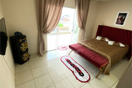 Casa à venda com 3 quartos em Cidade Boa Vista, Suzano, SP