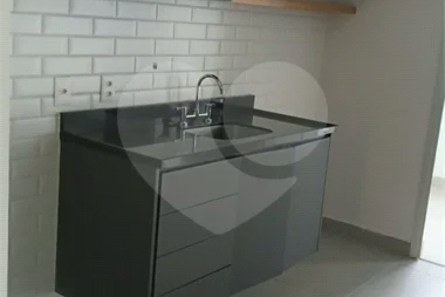 Apartamento LOCAÇÃO! 03 Dormitório, Varanda Gourmet com churrasqueira. Próximo metrô Santana