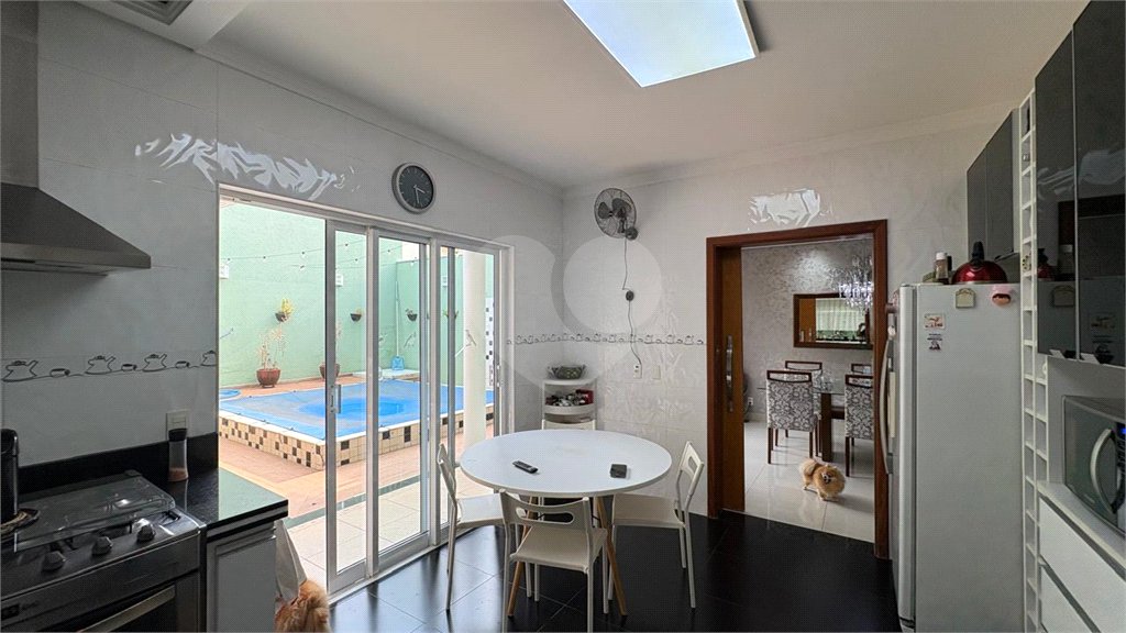Casa à venda com 3 suítes no condomínio Residencial Villa dos Inglezes, Sorocaba - SP