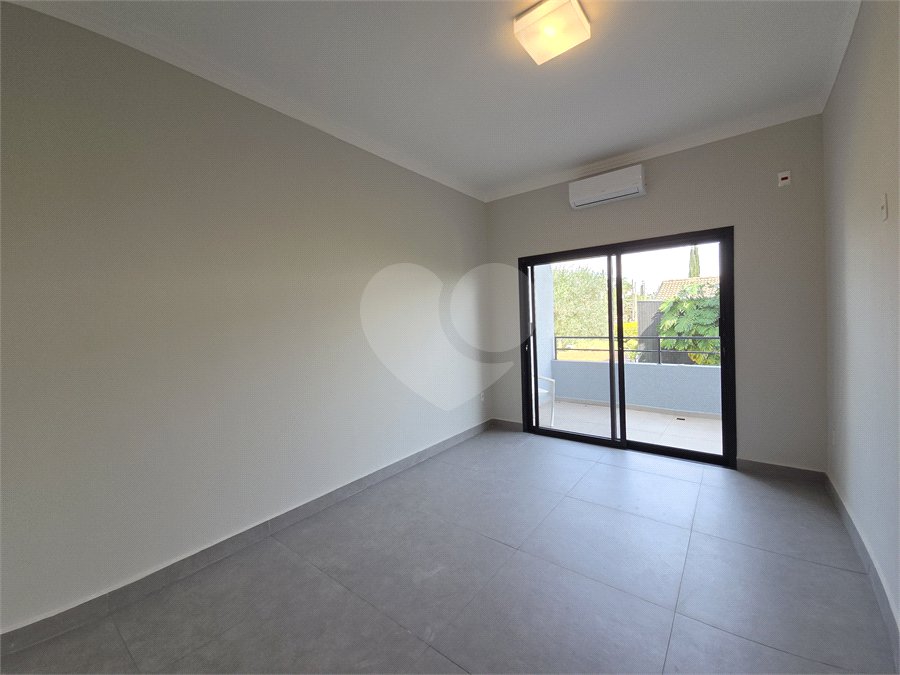 Casa à venda com 3 suítes no condomínio Village Ipanema I, Araçoiaba da Serra - SP