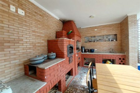 Casa à venda com 4 suítes em Lapa, São Paulo, SP