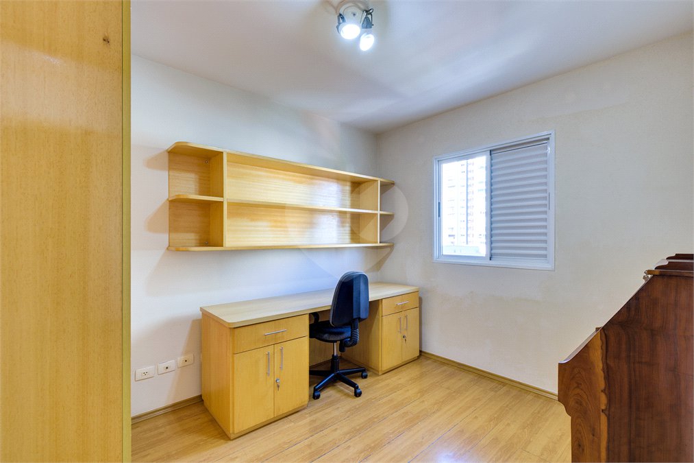 Apartamento à venda com 3 quartos, sendo 1 suíte, em Chácara Santo Antônio (zona Sul), São Paulo, SP