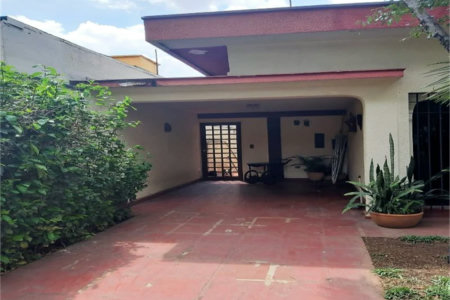Casa à venda com 3 quartos em Vila Inah, São Paulo, SP
