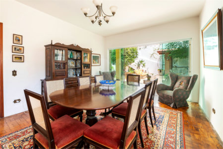 Casa Térrea à venda com 4 quartos, sendo 1 suíte, em Jardim Marajoara, São Paulo, SP