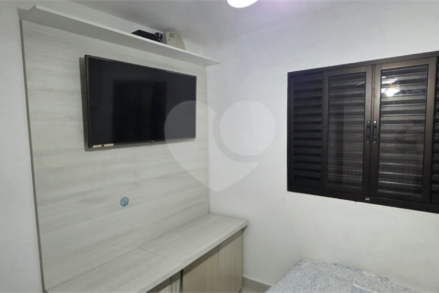 Sobrado à venda com 3 quartos em Santa Terezinha, São Paulo, SP