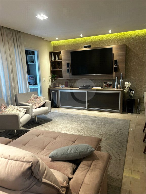 Apartamento à venda com 2 suítes em Parque Reboucas, São Paulo, SP