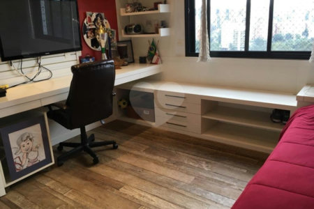 Apartamento à venda com 4 suítes em Paraíso do Morumbi, São Paulo, SP