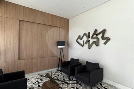 Apartamento à venda com 4 suítes em Vila Embaré, Valinhos, SP