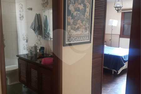Casa à venda com 3 quartos, sendo 1 suíte,  no Centro, Mogi das Cruzes, SP