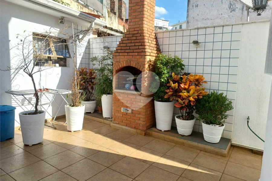 Sobrado à venda com 4 quartos em Santana, São Paulo, SP