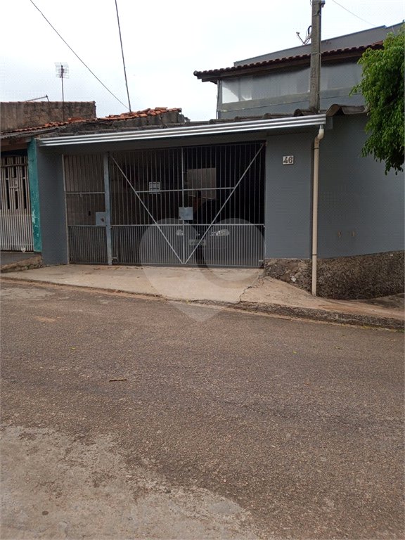 Sobrado à venda com 5 quartos em Jardim Itapuã, Sorocaba, SP
