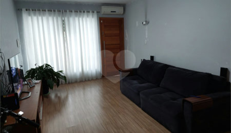 Sobrado à venda com 3 quartos em Santana, São Paulo, SP