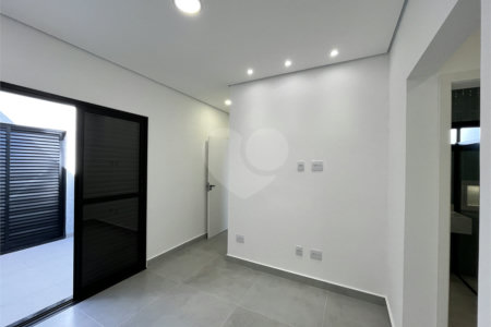 Casa à venda com 3 quartos, sendo 1 suíte, no condomínio Terras de São Francisco, Sorocaba - SP