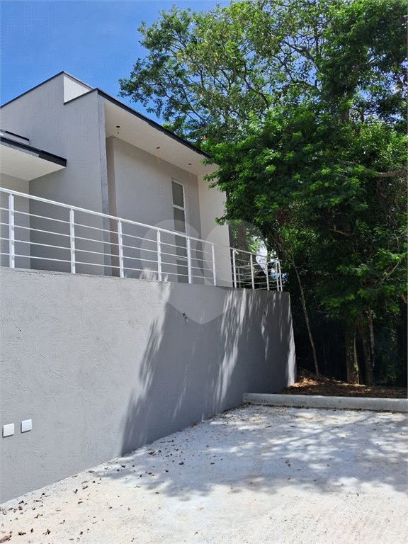 Casa Térrea à venda com 3 quartos, sendo 1 suíte, em Parque Rizzo, Cotia, SP
