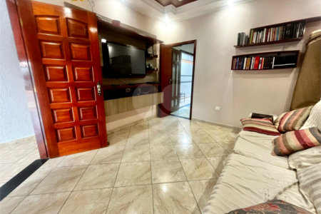 Casa à venda com 3 quartos, sendo 1 suíte, em Jardim Bela Vista, Itapetininga, SP