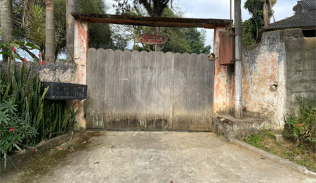 Chácara à venda com 3 quartos em Chácaras Ceres, Suzano, SP