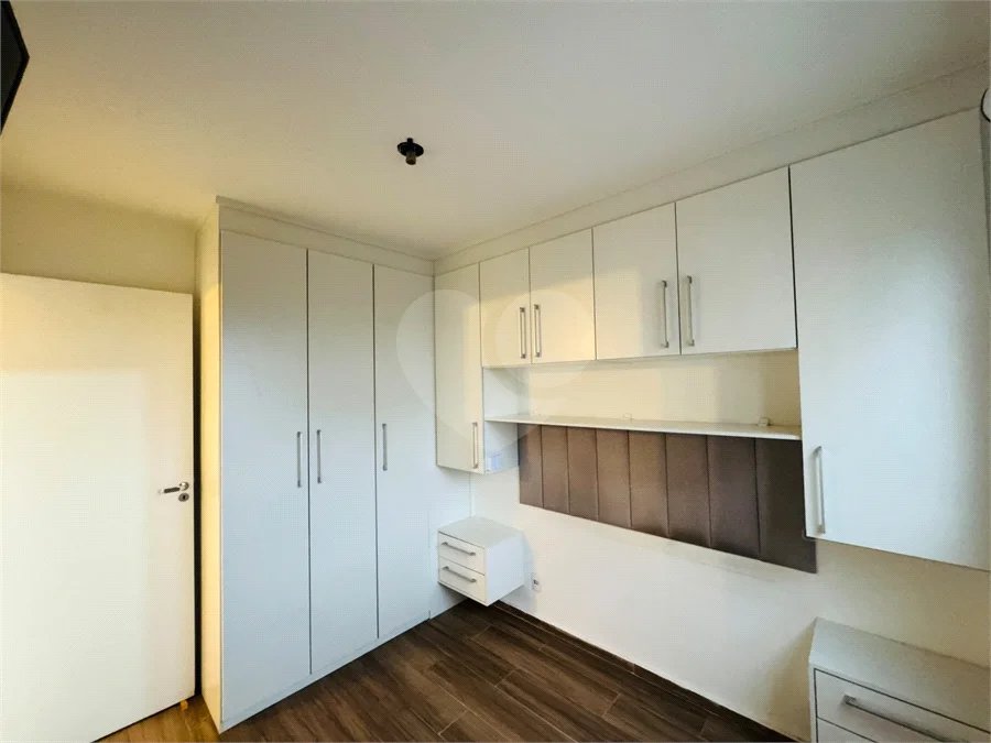 Apartamento para locação com 2 quartos e 1 vaga no Condomínio Inova, na Vila Rosália, em Guarulhos.