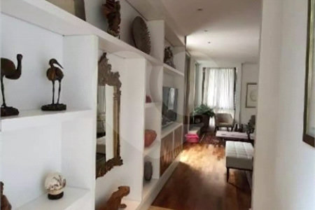 Casa à venda com 3 suítes no condomínio Metropolitan, São Paulo - SP