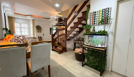 Casa à venda com 2 suítes no condomínio Village Palmas, São Paulo - SP