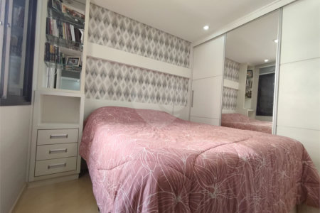 Apartamento à venda com 3 quartos, sendo 1 suíte,  em Vila Monumento, São Paulo, SP