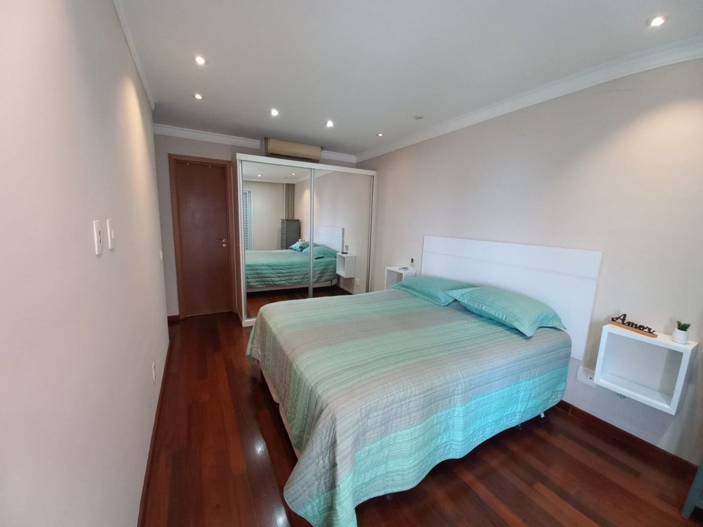 Apartamento com 2 dormitórios à venda, 97 m² por R$ 1.360.000,00 - Gonzaga - Santos/SP
